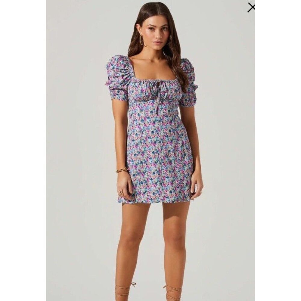 ASTR the Label Floral Puff Sleeve Minidress‎ in Blue Fuchsia Floral XL